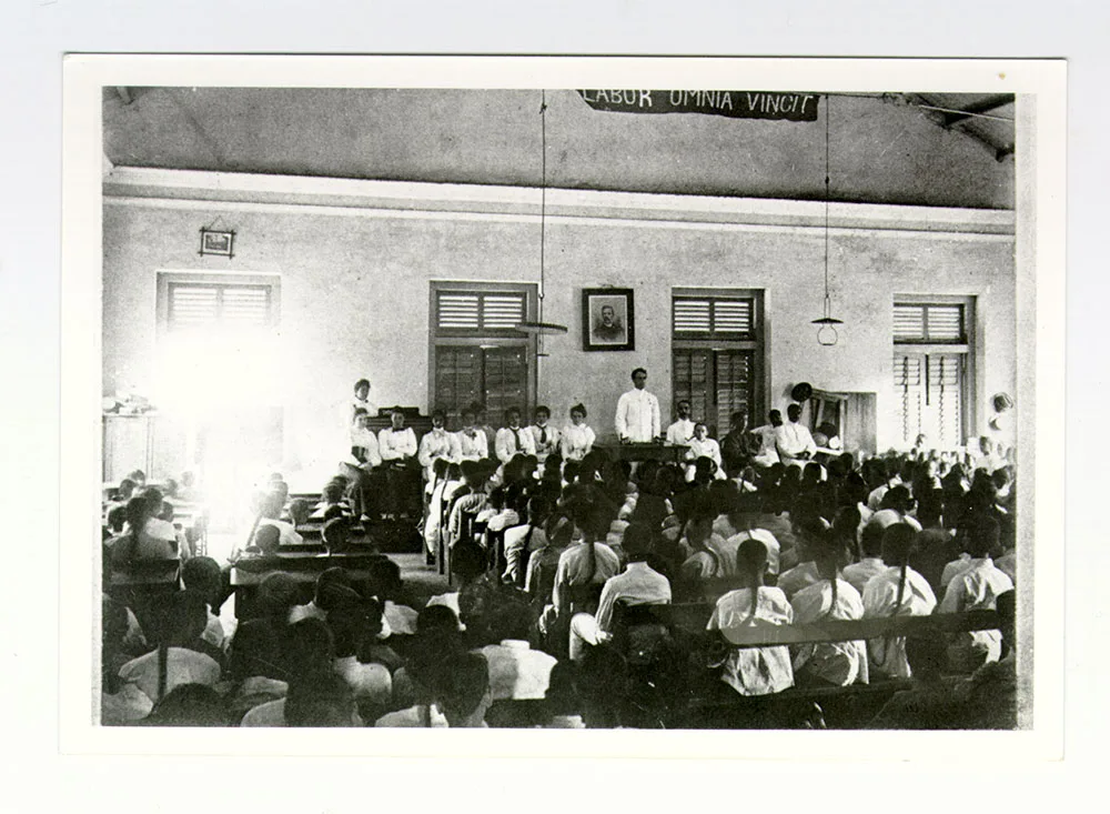 ACSTeachersAndStudentsAtChapelca.1895